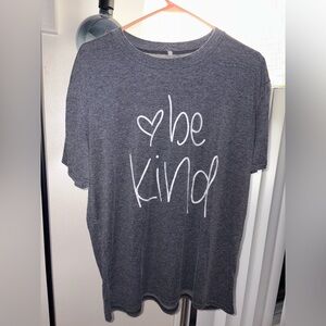 Gray 'Be Kind' Graphic T-Shirt